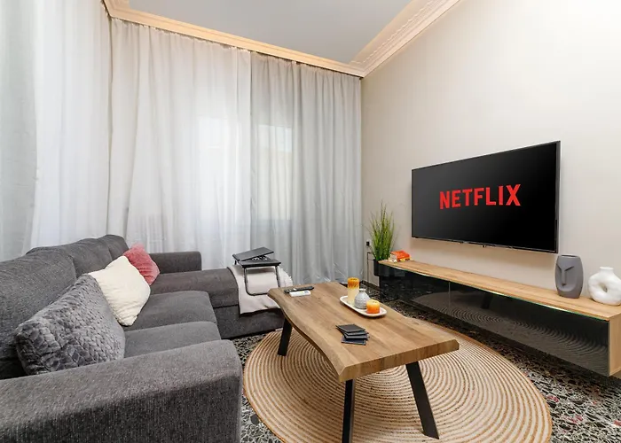 Dk Central Apartment In The Heart Of The City